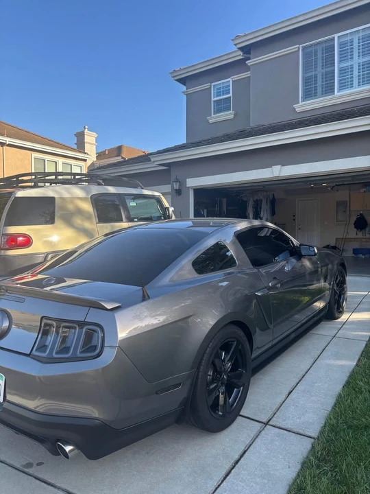 2011 Ford S197 Mustang GT - Image 5 of 10