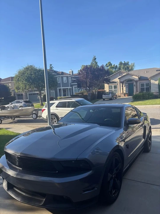 2011 Ford S197 Mustang GT - Image 4 of 10