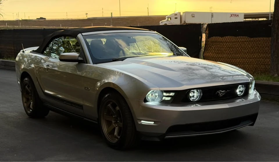 2011 Ford S197 Mustang - Image 3 of 20