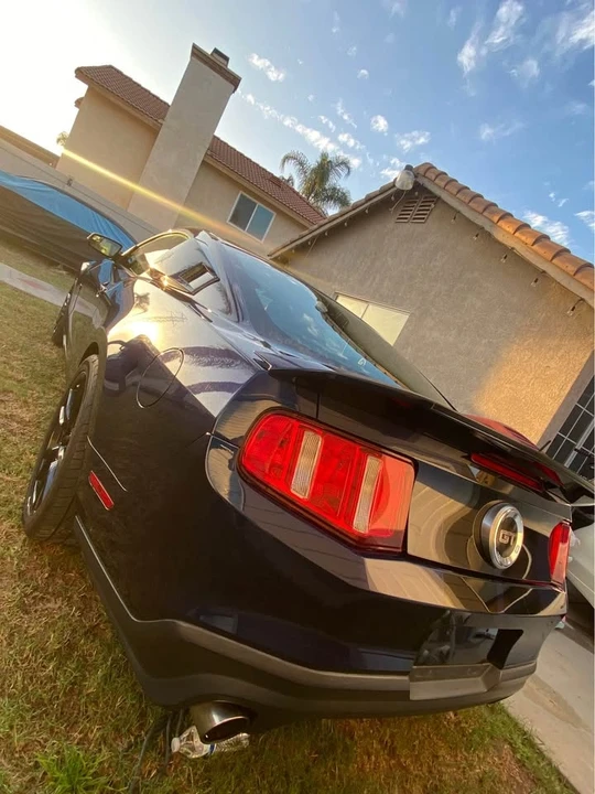 2011 Ford S197 Mustang - Image 9 of 10