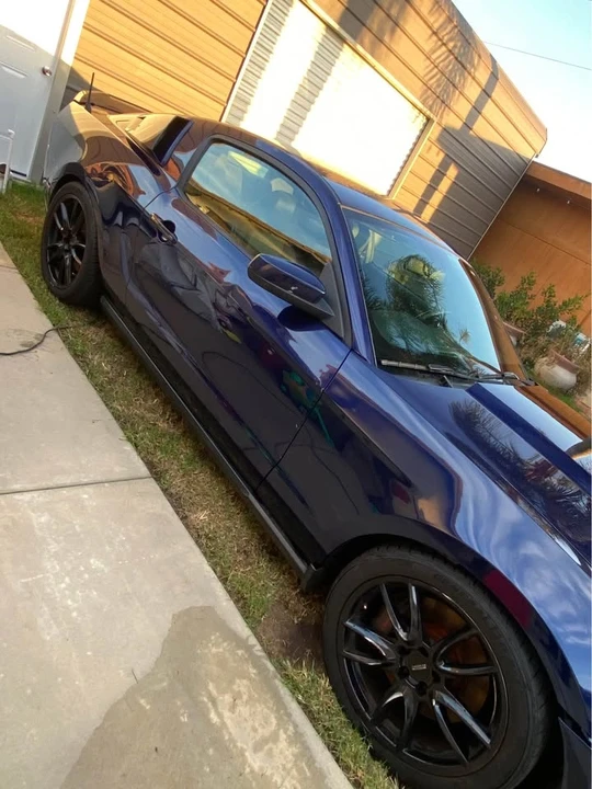 2011 Ford S197 Mustang - Image 4 of 10