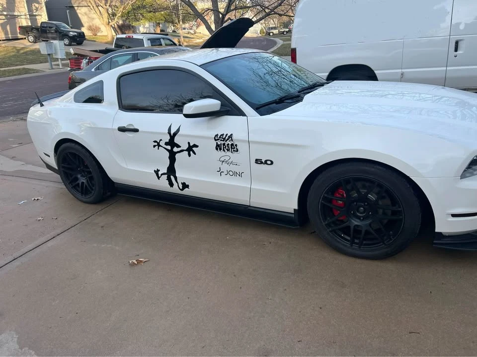 2011 Ford S197 Mustang - Image 6 of 14