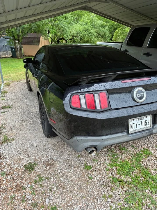 2011 Ford S197 Mustang - Image 3 of 7