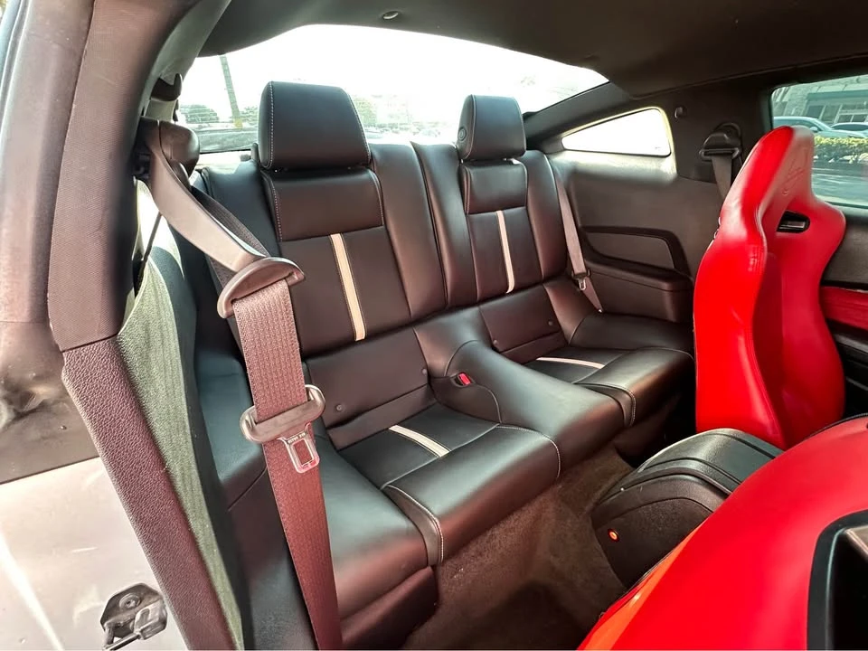 2011 Ford S197 Mustang - Image 11 of 13