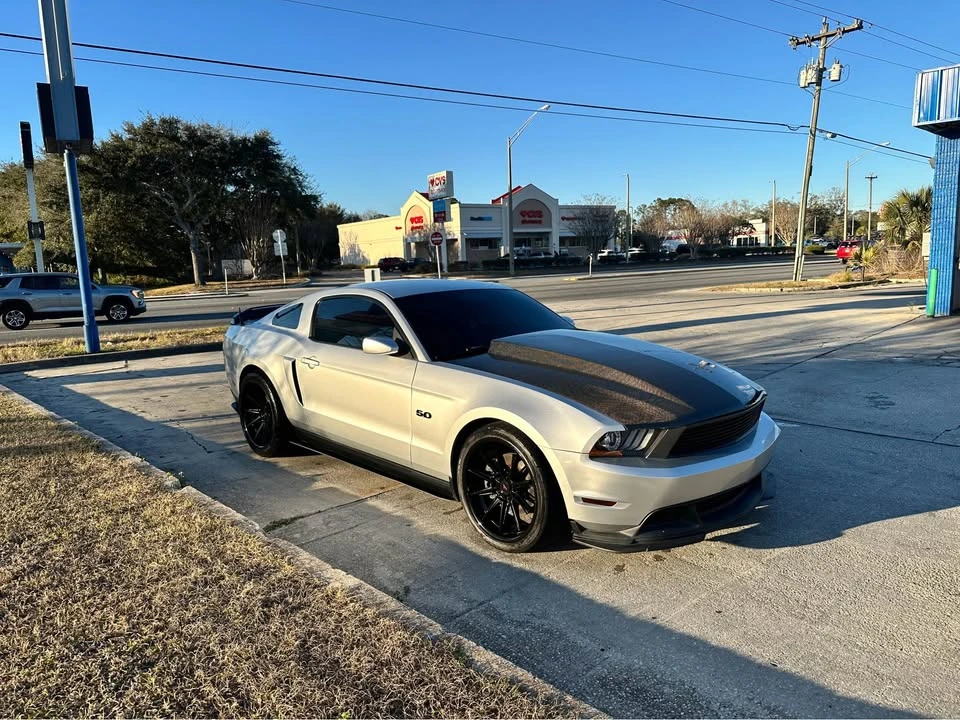 2011 Ford S197 Mustang - Image 2 of 13