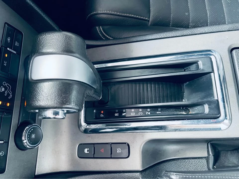 2011 Ford S197 Mustang - Image 16 of 20