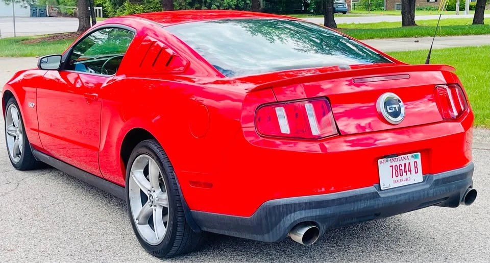 2011 Ford S197 Mustang - Image 8 of 20