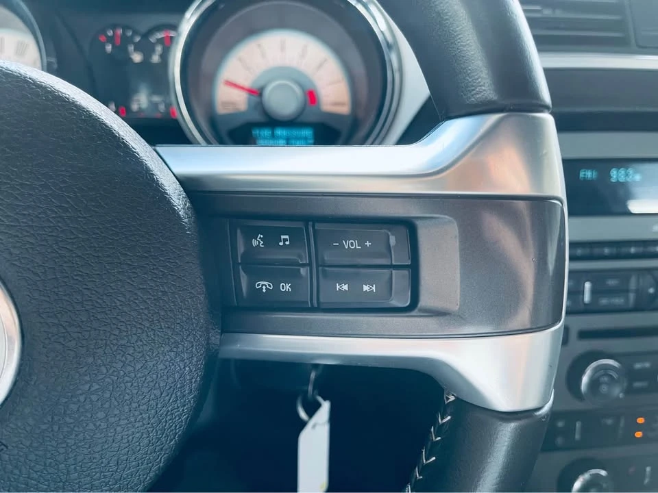 2011 Ford S197 Mustang - Image 14 of 20