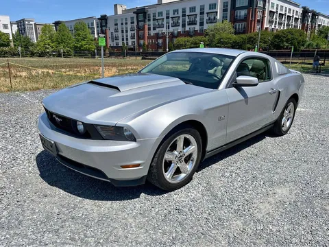 2011 Ford Mustang GT Premium