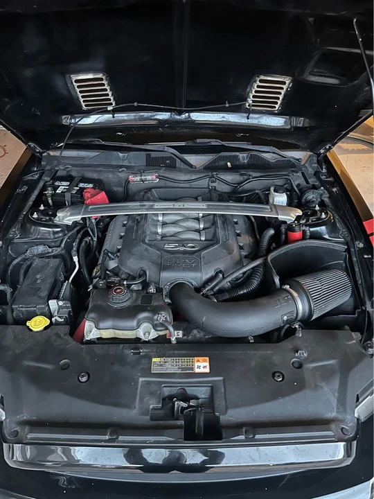 2011 Ford S197 Mustang - Image 6 of 7