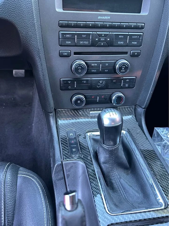 2011 Ford S197 Mustang - Image 7 of 8