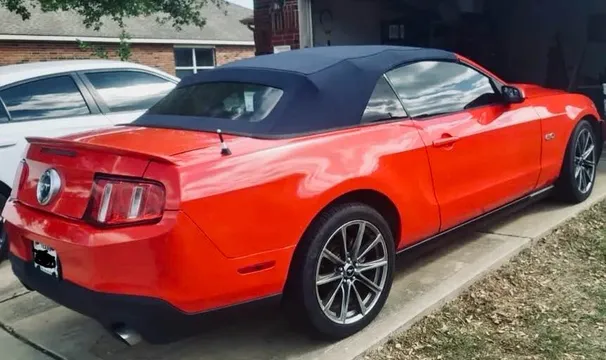 2011 Ford Mustang GT Convertible