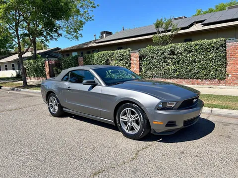 2011 Ford Mustang Premium Convertible