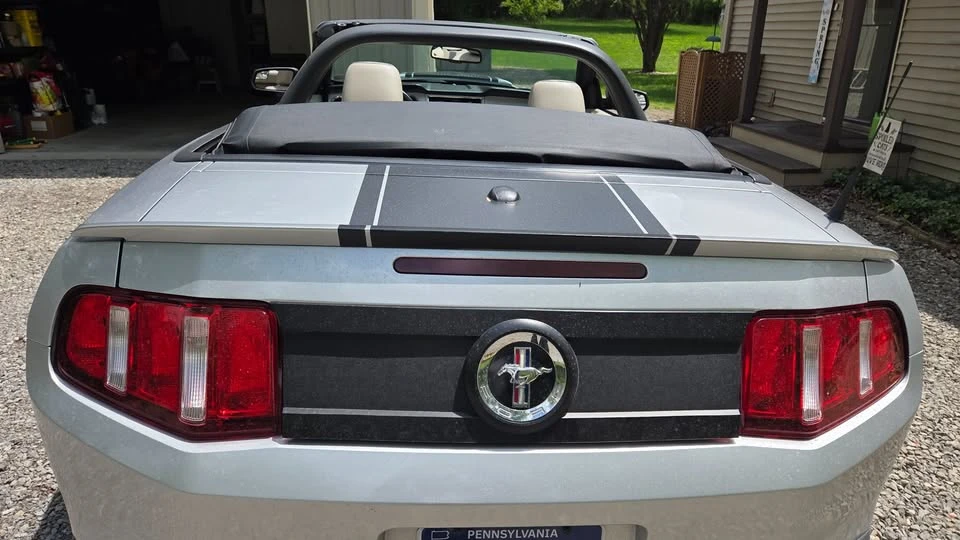 2011 Ford S197 Mustang - Image 3 of 10