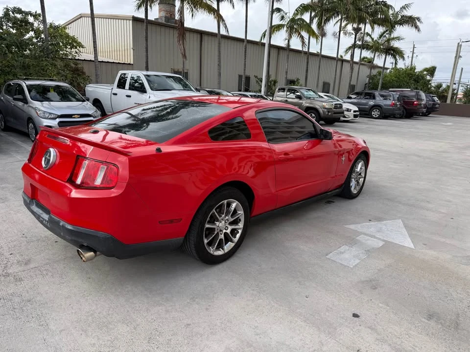 2011 Ford S197 Mustang - Image 7 of 15