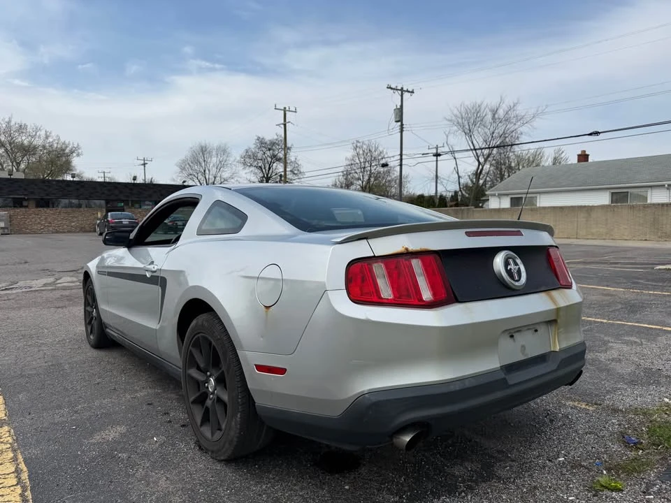 2011 Ford S197 Mustang - Image 17 of 17