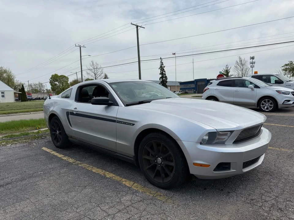 2011 Ford S197 Mustang - Image 3 of 17