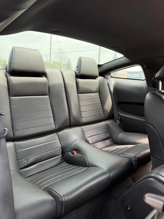 2011 Ford S197 Mustang - Image 11 of 17