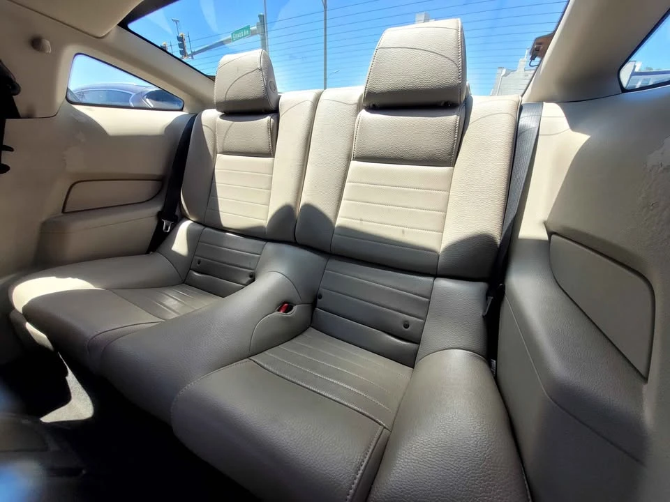 2011 Ford S197 Mustang - Image 13 of 18