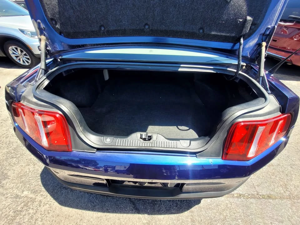 2011 Ford S197 Mustang - Image 17 of 18
