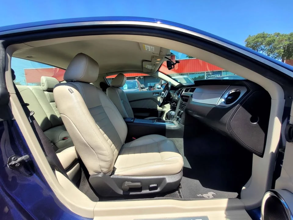 2011 Ford S197 Mustang - Image 14 of 18