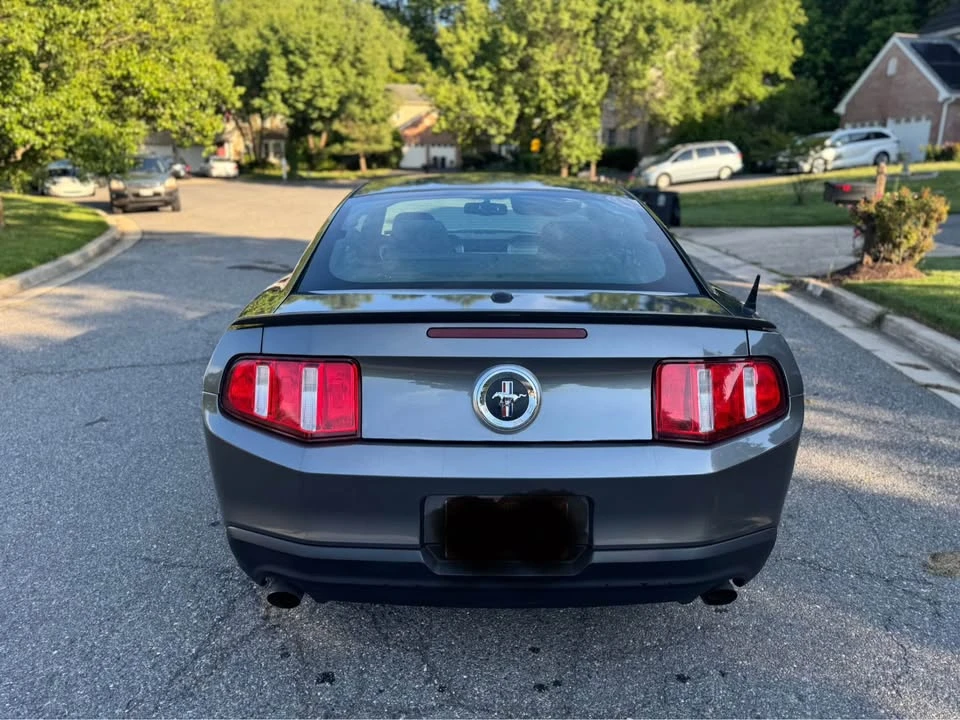 2011 Ford S197 Mustang - Image 4 of 11