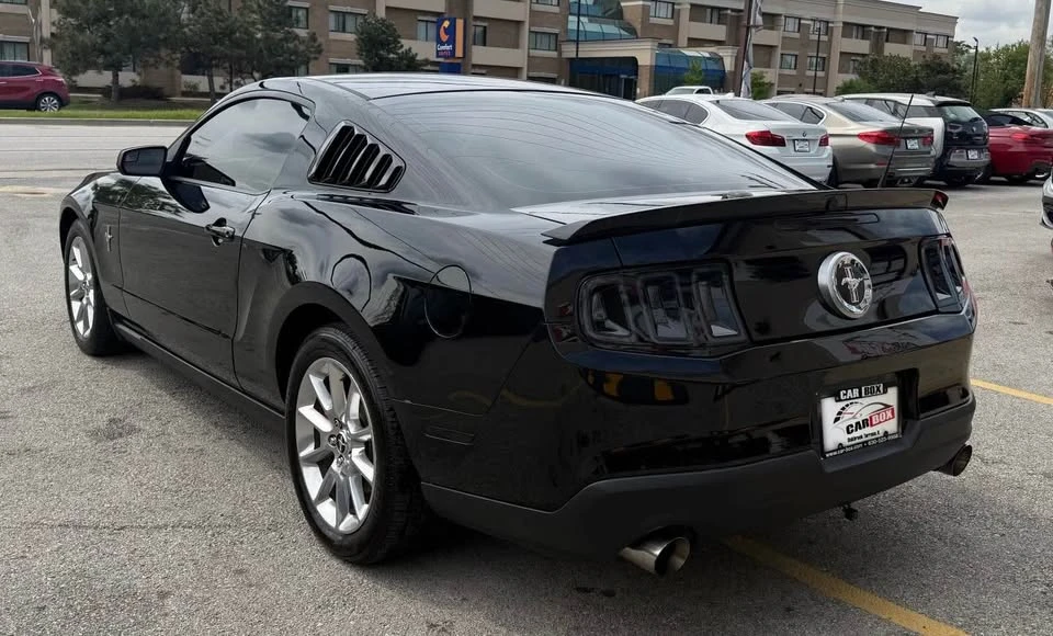 2011 Ford S197 Mustang - Image 6 of 17