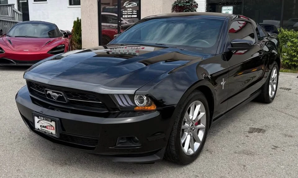 2011 Ford S197 Mustang - Image 2 of 17