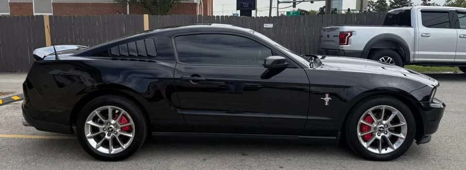 2011 Ford S197 Mustang - Image 8 of 17