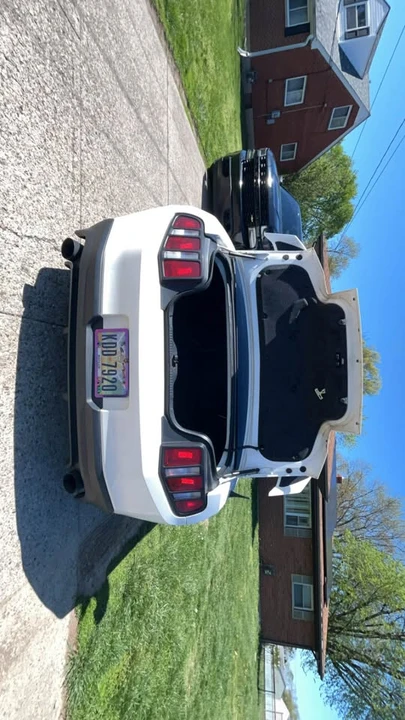 2011 Ford S197 Mustang - Image 3 of 16