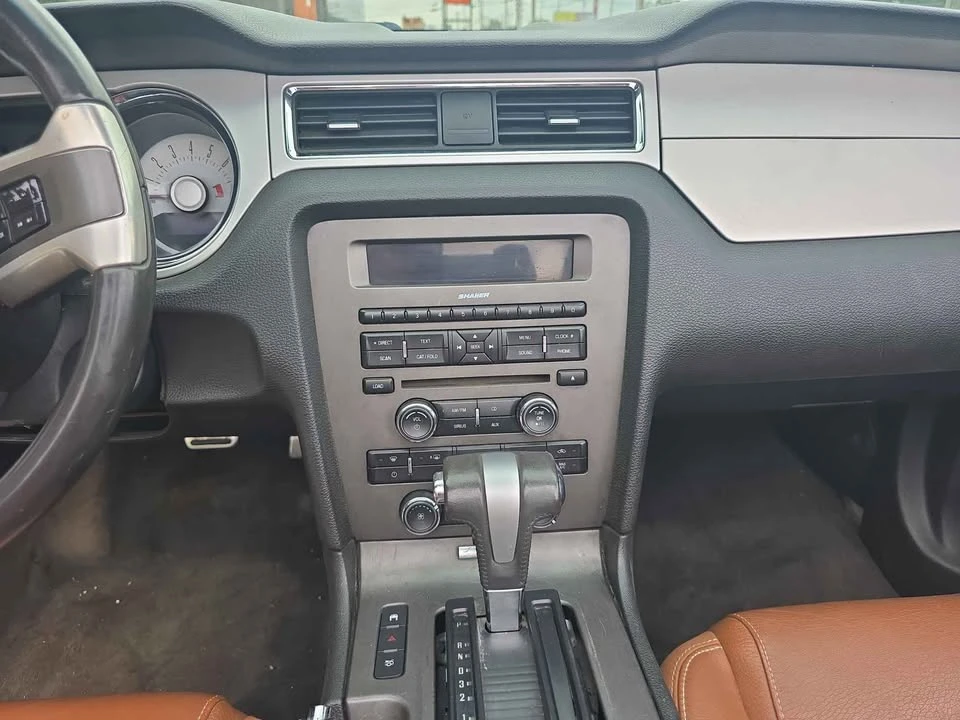 2011 Ford S197 Mustang - Image 7 of 16