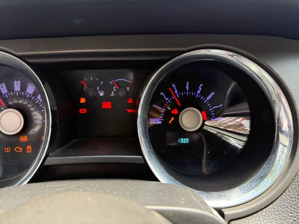 2011 Ford S197 Mustang - Image 6 of 7