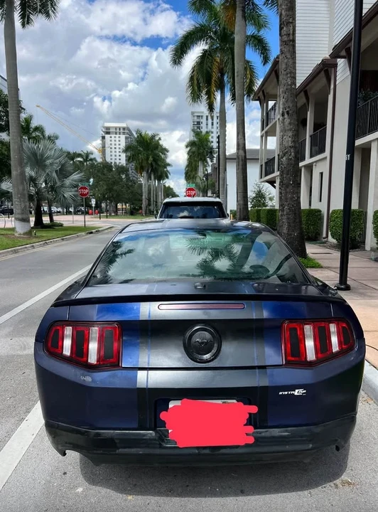2011 Ford S197 Mustang - Image 5 of 12