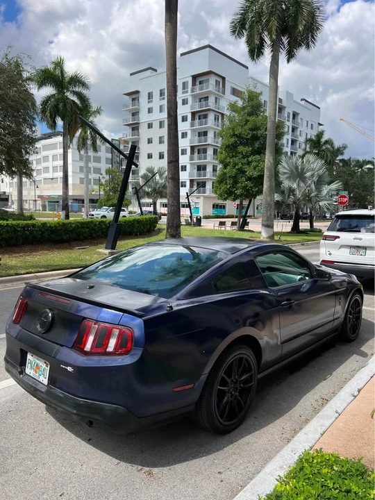 2011 Ford S197 Mustang - Image 4 of 12