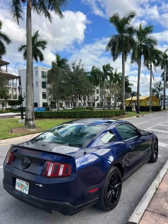 2011 Ford S197 Mustang - Image 10 of 12