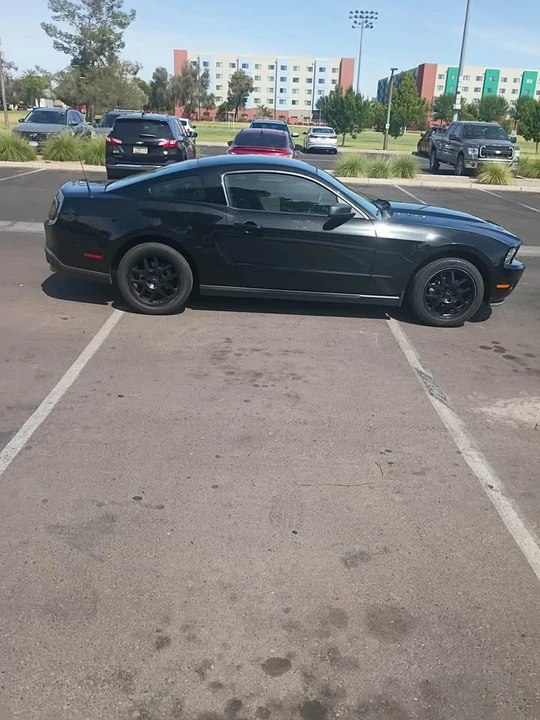 2011 Ford S197 Mustang - Image 3 of 9