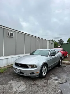 2011 Ford Mustang V6 Coupe