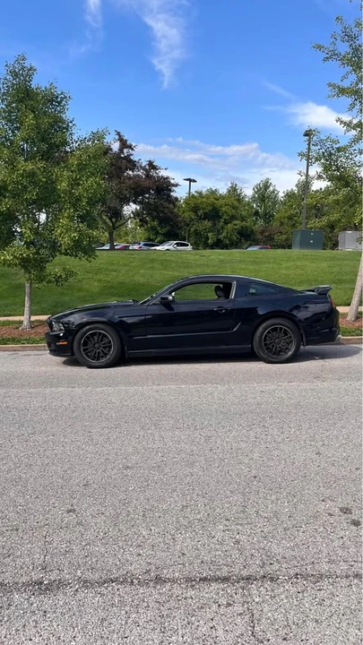 2011 Ford S197 Mustang - Image 3 of 14