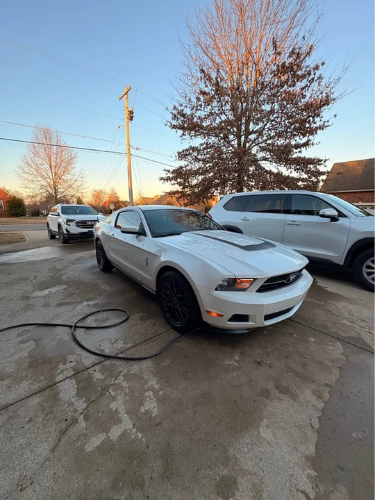 2011 Ford S197 Mustang - Image 10 of 10