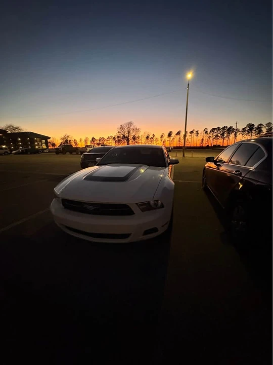 2011 Ford S197 Mustang - Image 6 of 10