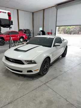 2011 Ford Mustang V6 Coupe