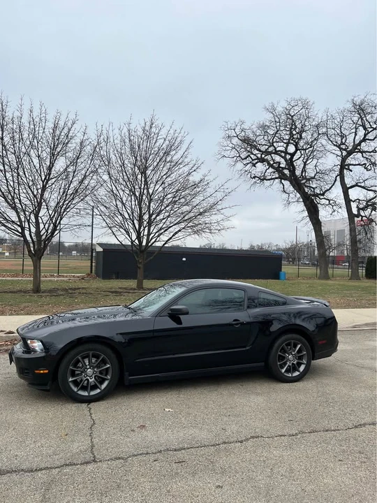 2011 Ford S197 Mustang - Image 3 of 17