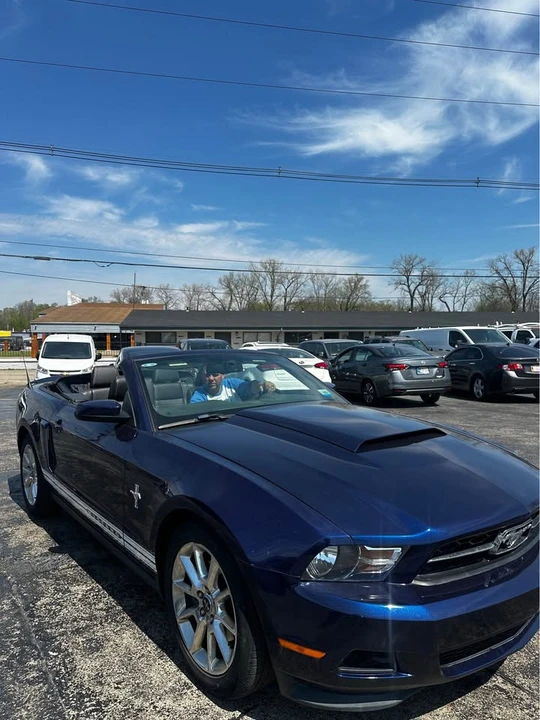 2011 Ford S197 Mustang - Image 2 of 19