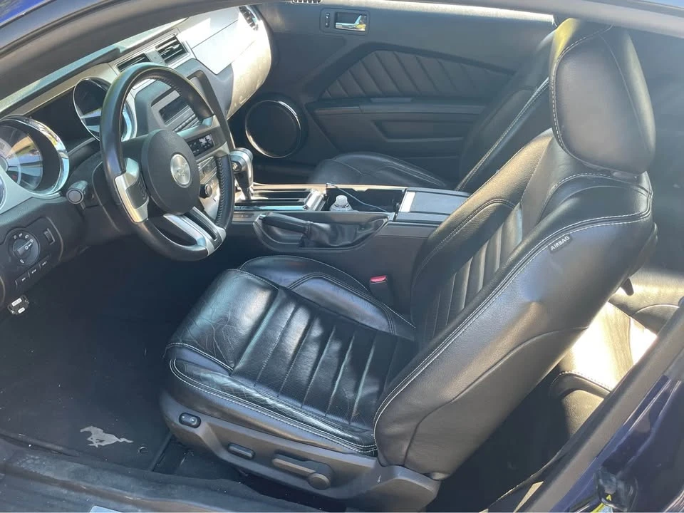 2011 Ford S197 Mustang - Image 10 of 11