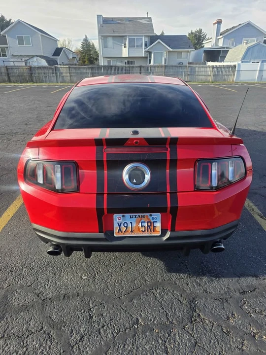 2011 Ford S197 Mustang - Image 6 of 11