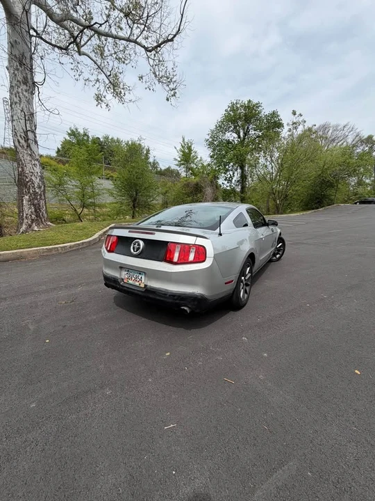2011 Ford S197 Mustang - Image 5 of 19