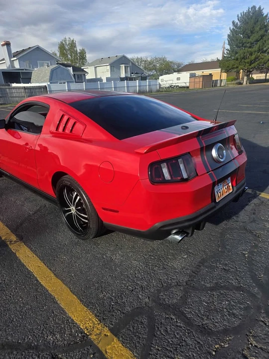 2011 Ford S197 Mustang - Image 5 of 14