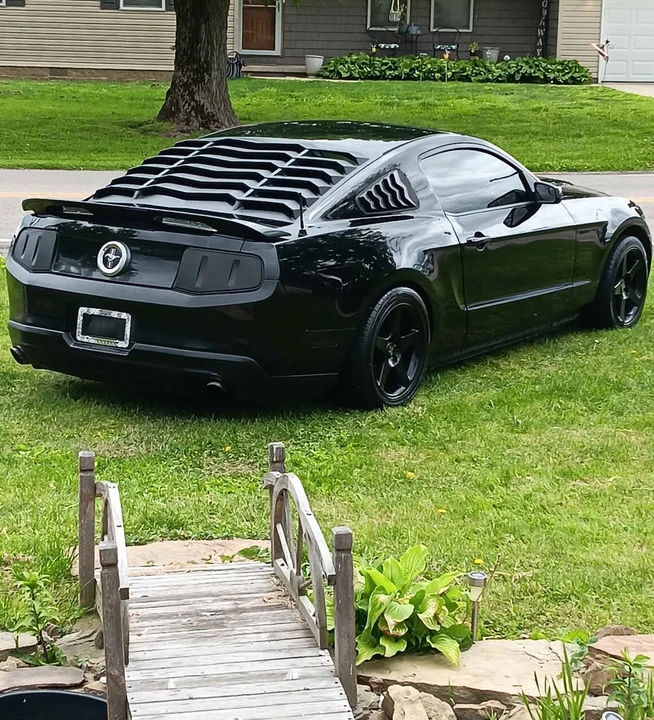 2011 Ford S197 Mustang - Image 3 of 10