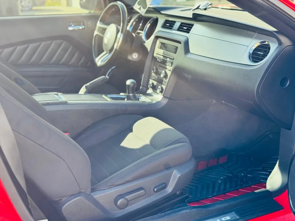 2011 Ford S197 Mustang - Image 8 of 20