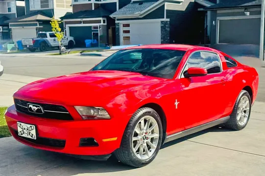 2011 Ford Mustang Coupe V6
